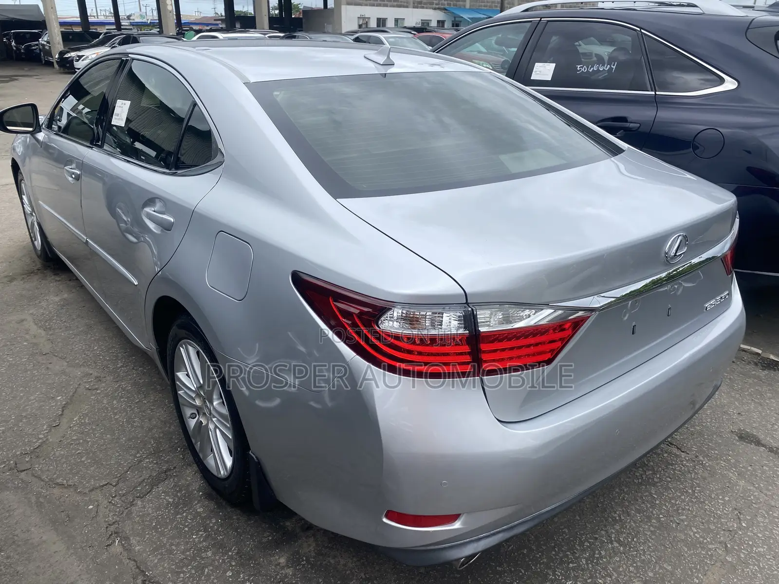 Lexus ES 350 FWD 2014 Silver