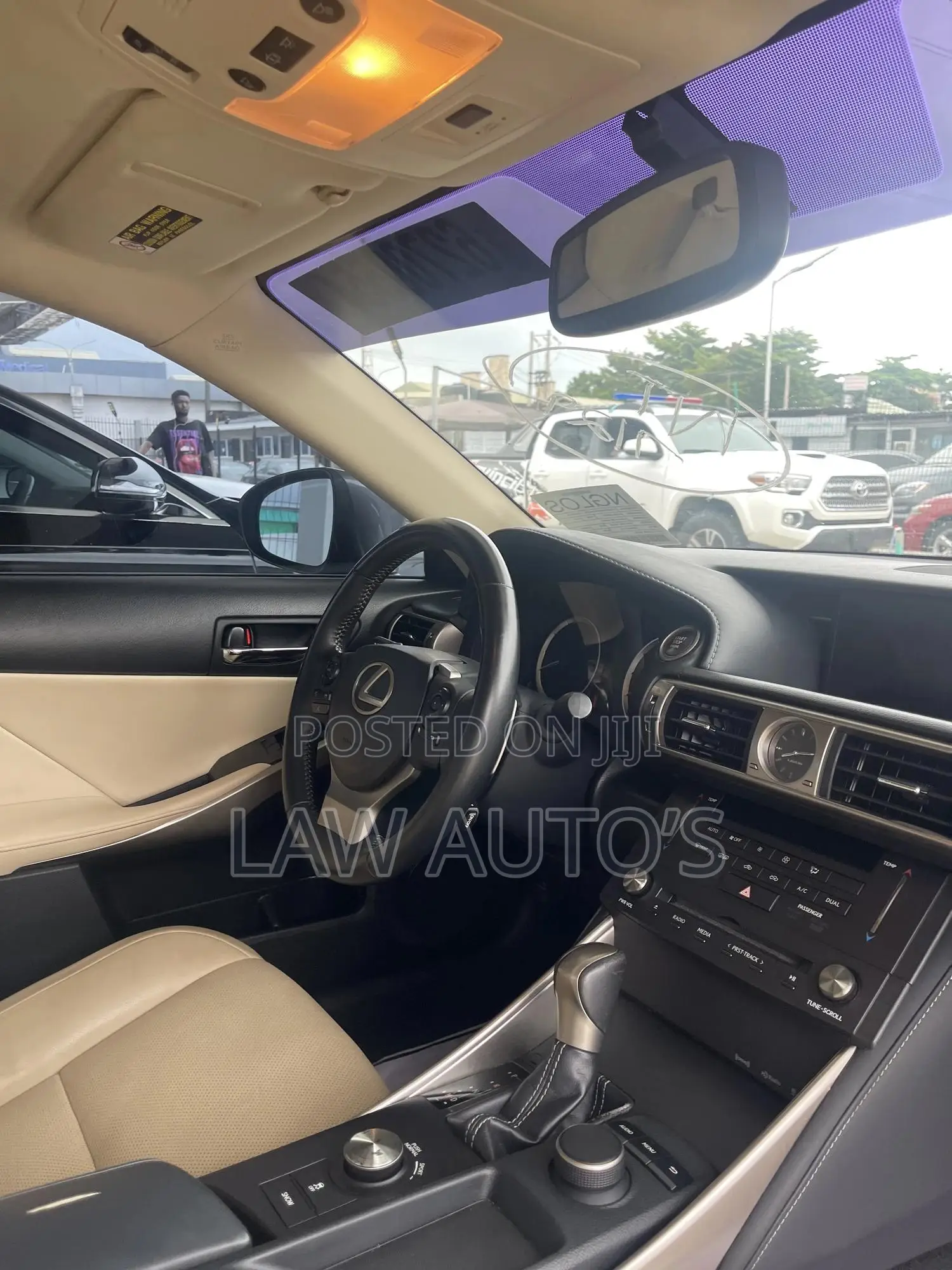 Lexus IS 300 AWD 2017 Gray