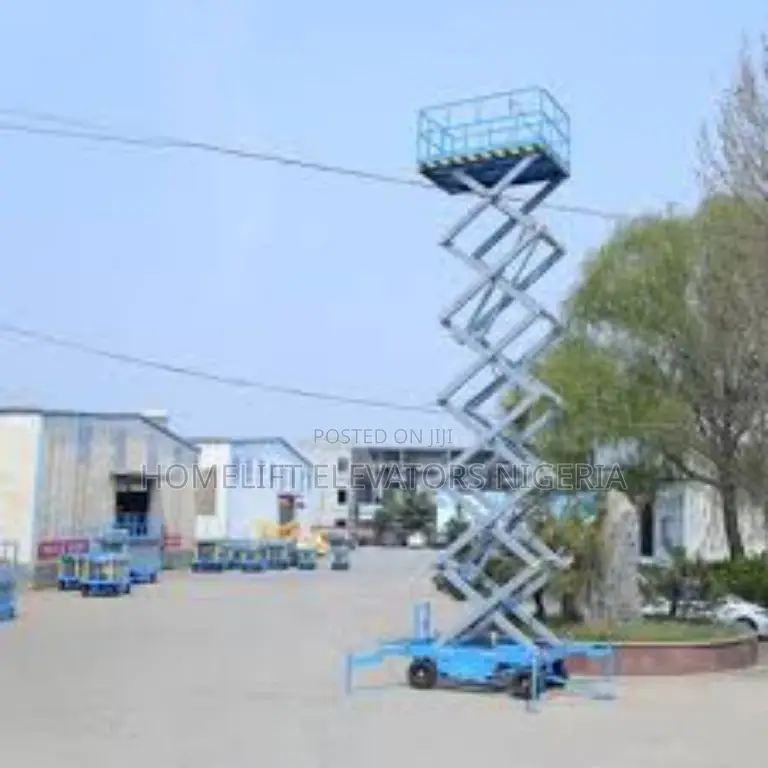 12 Meter Scissor Lift Self Propelled Electric Operator