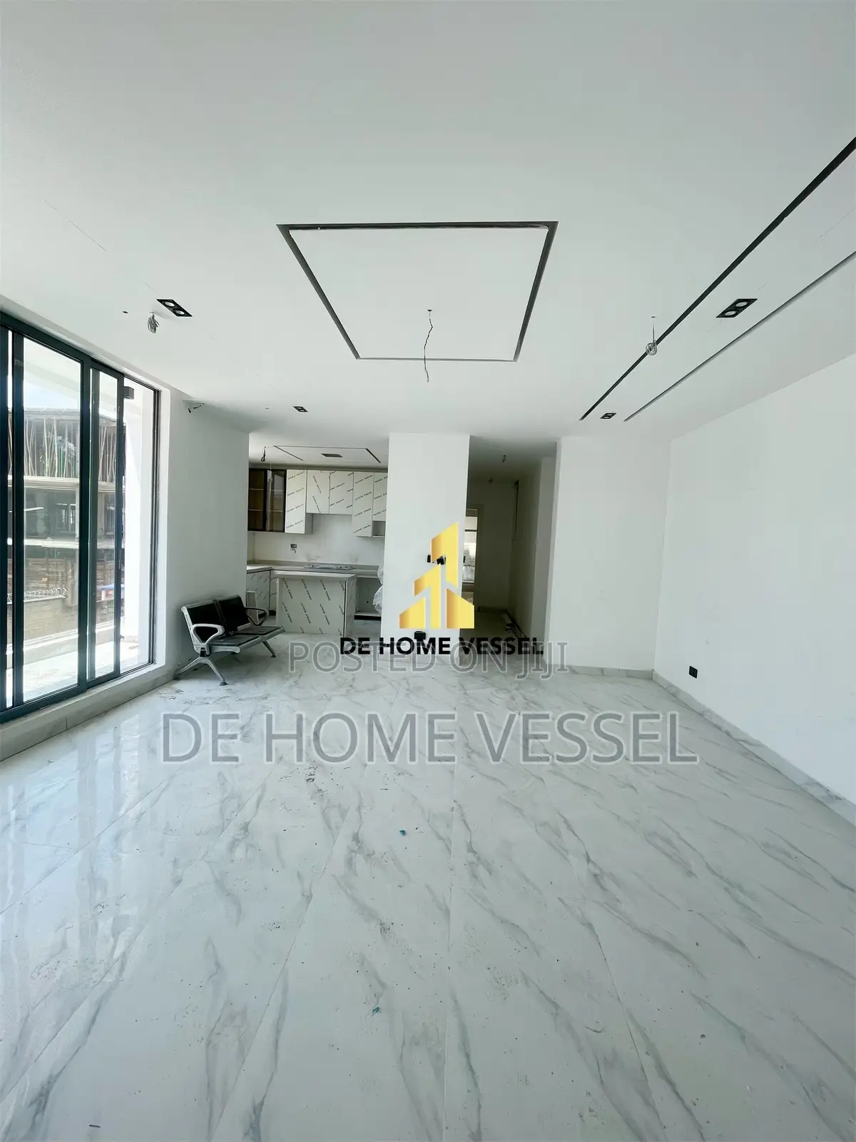 2bdrm Apartment in Lekki Phase 1 for sale