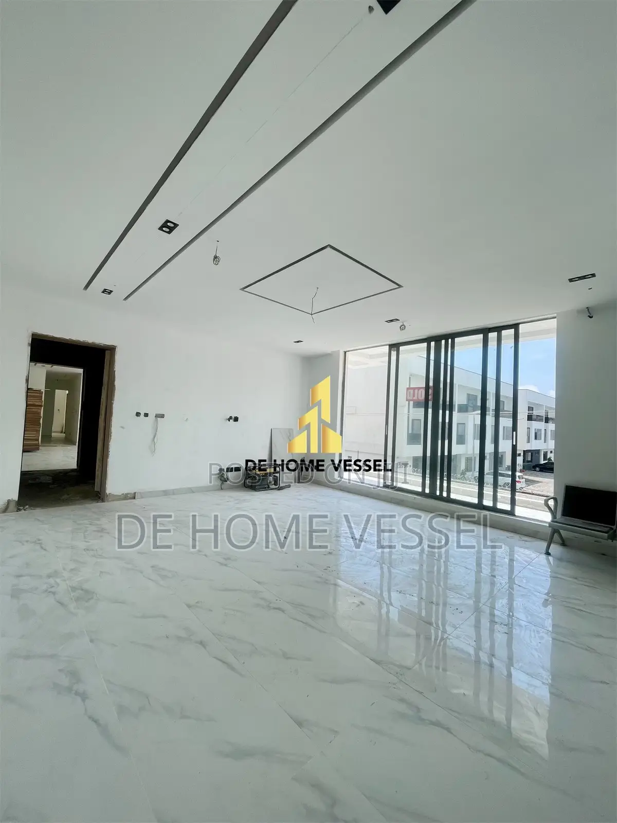 2bdrm Apartment in Lekki Phase 1 for sale