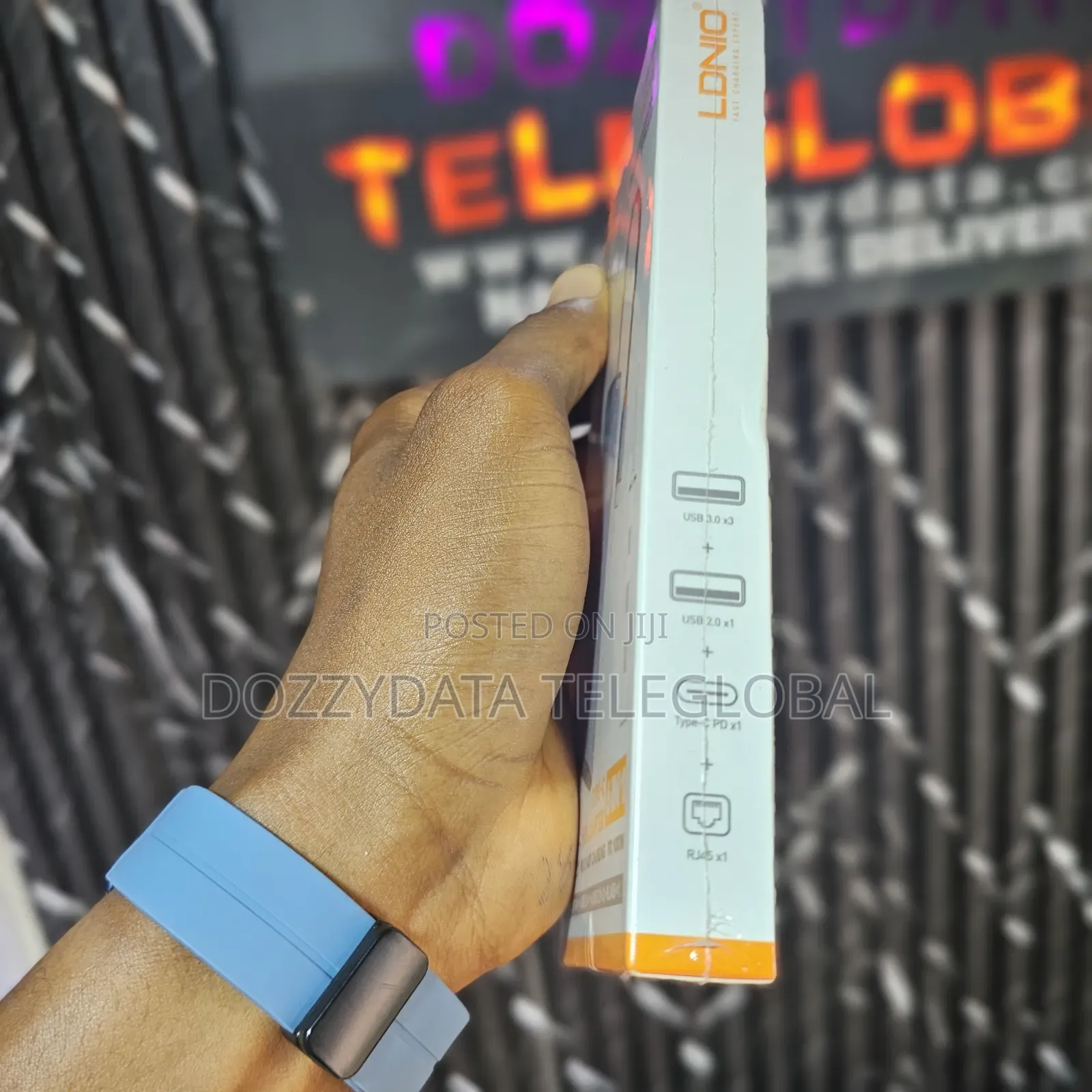 Ldnio Type-C 6 in 1 Hub Adapter Pd3.0 Fast Charging Pd 100W