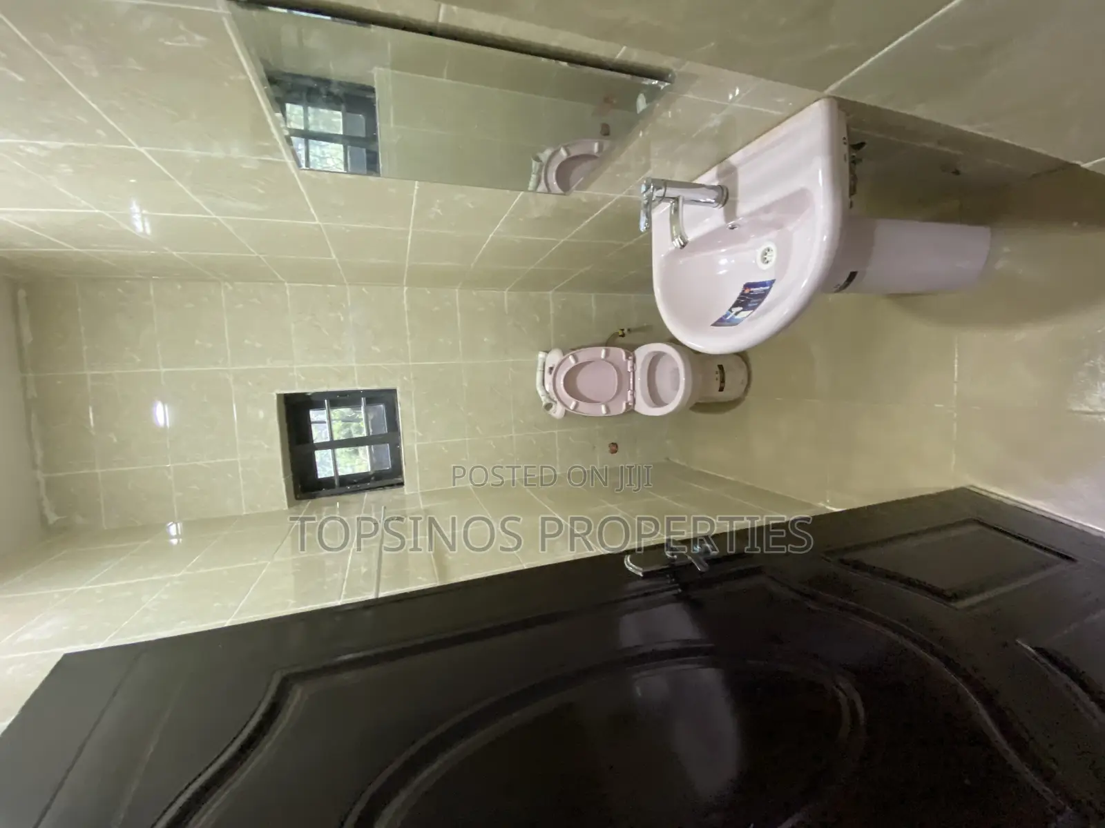 1bdrm Block of Flats in Dawaki for rent