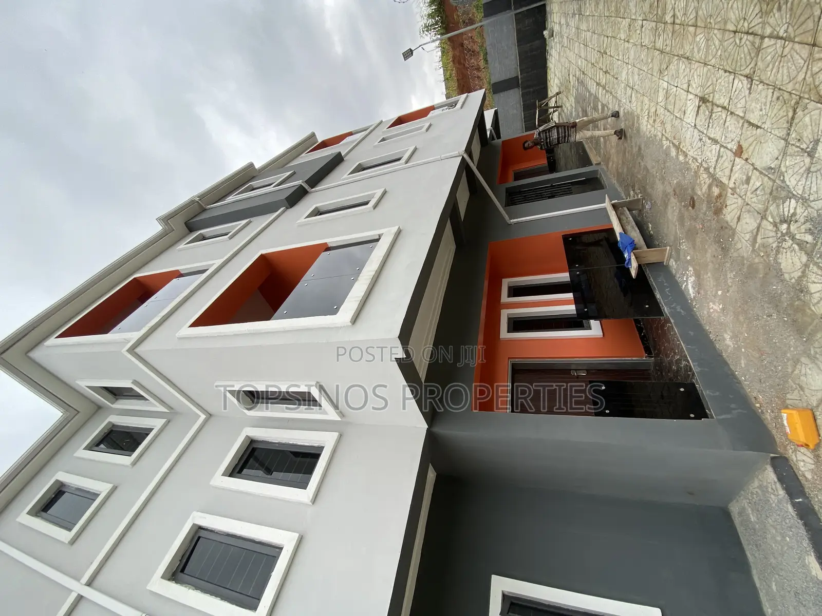 1bdrm Block of Flats in Dawaki for rent