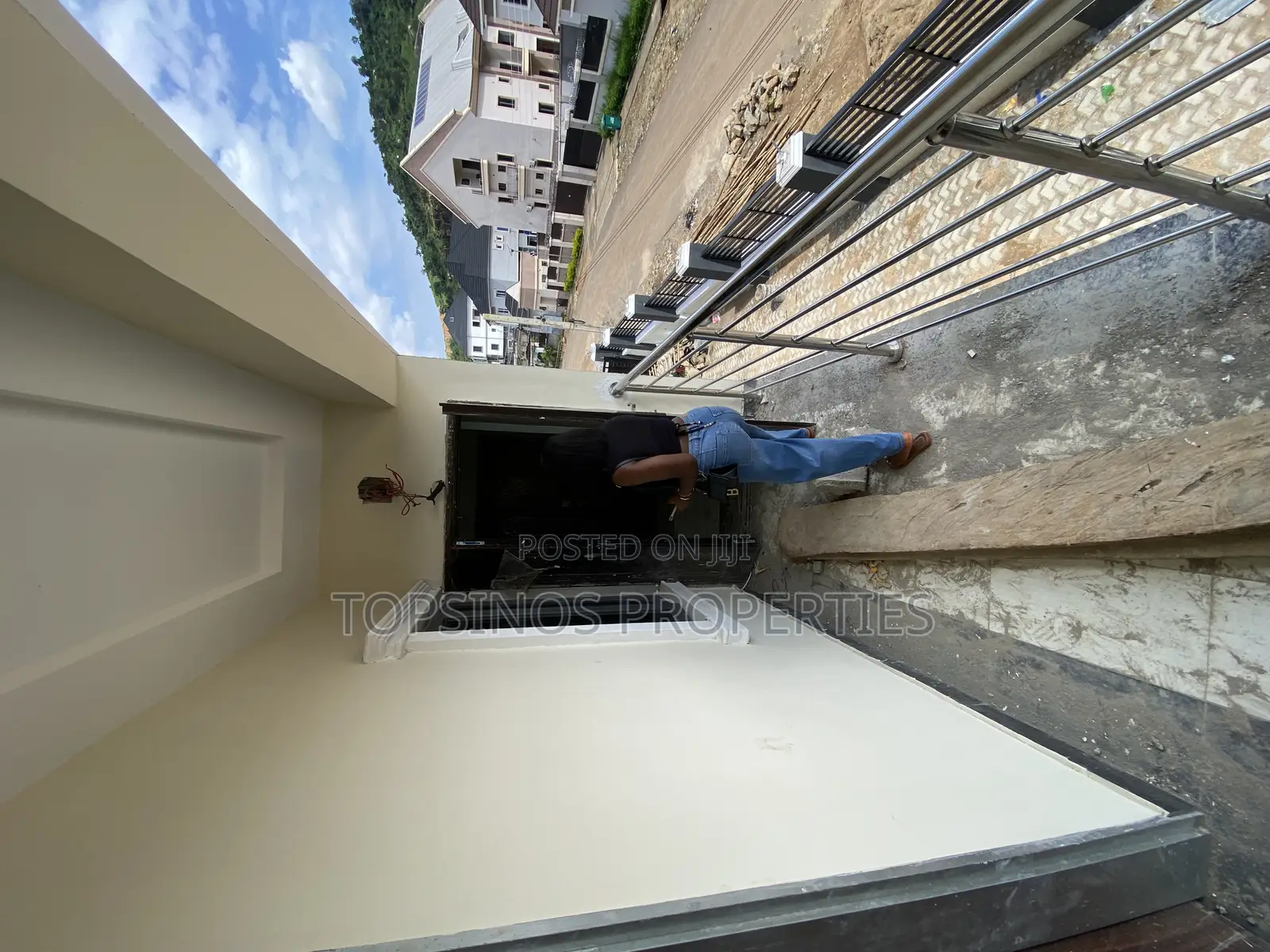 2bdrm Block of Flats in Dawaki for rent