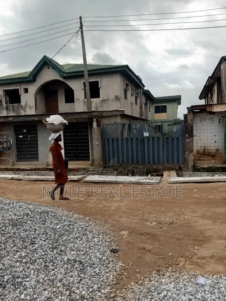 2 Plots With Old Buildin in Ponle /Adaba Alimosho