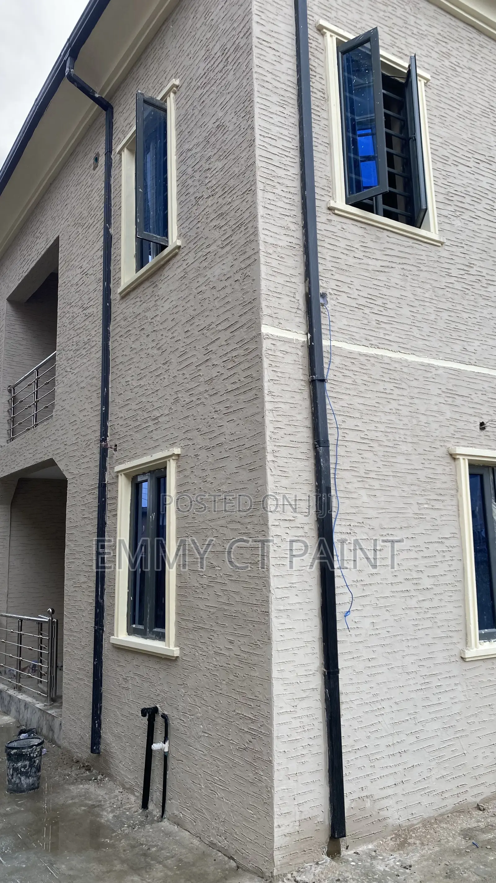 Gravitex Painting