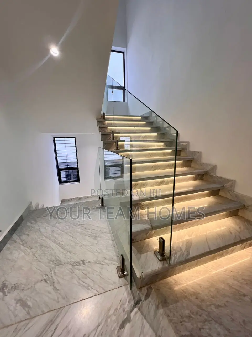 7bdrm Duplex in Asokoro for sale