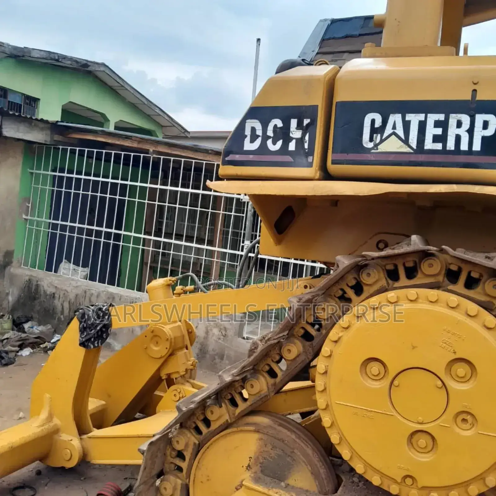 Foreign Used D6h Bulldozer