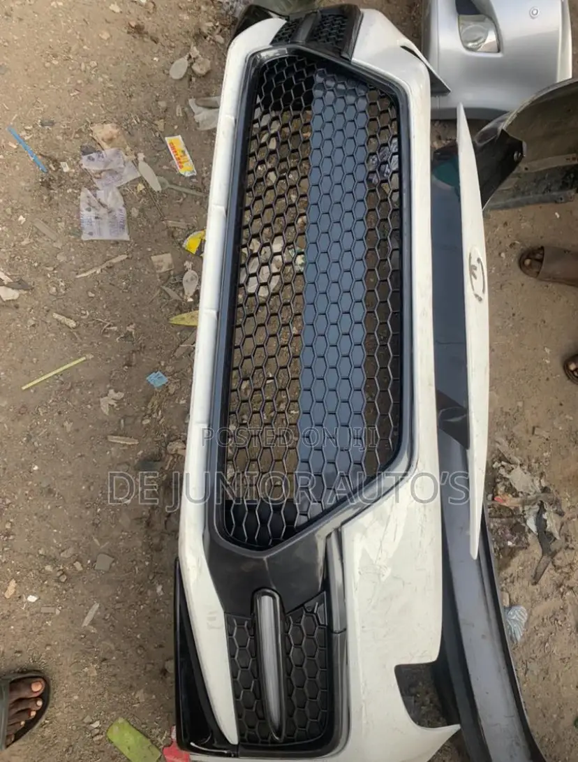 Complete Front Bumper for Toyota Corolla 2020 SE