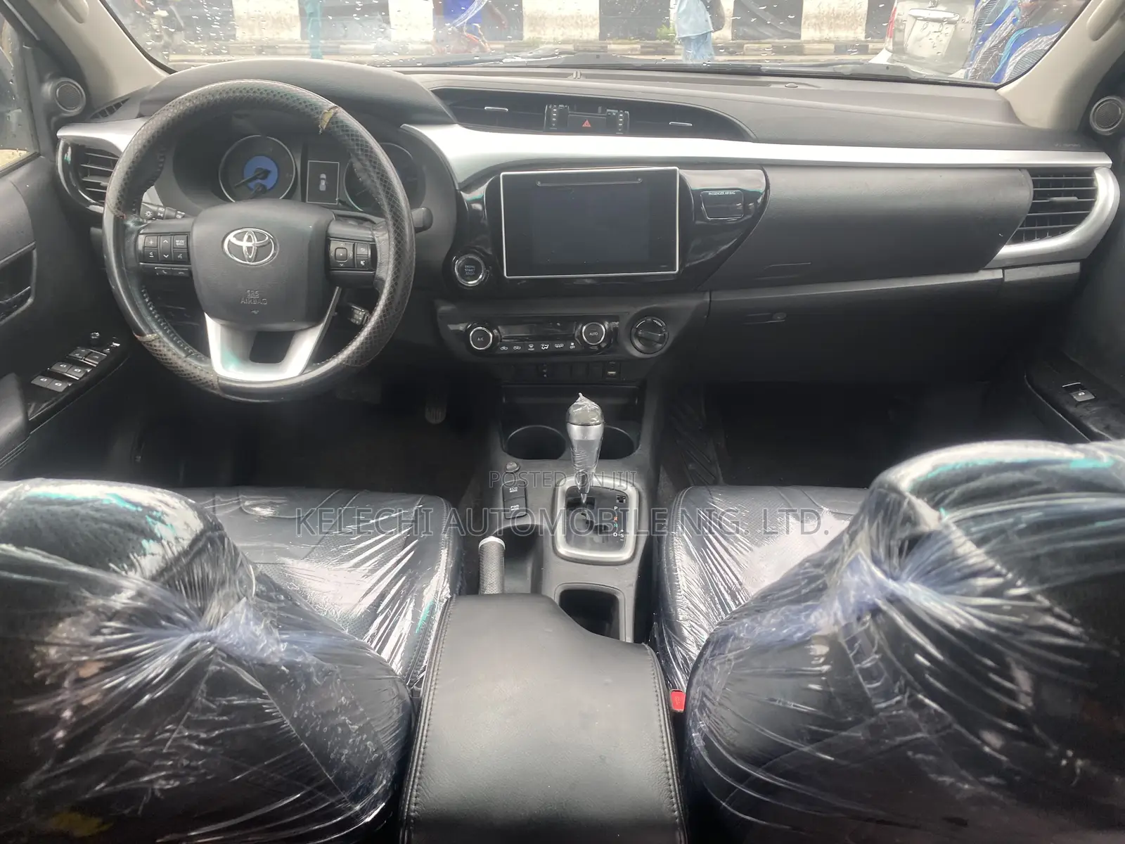 Toyota Hilux 2022 Silver