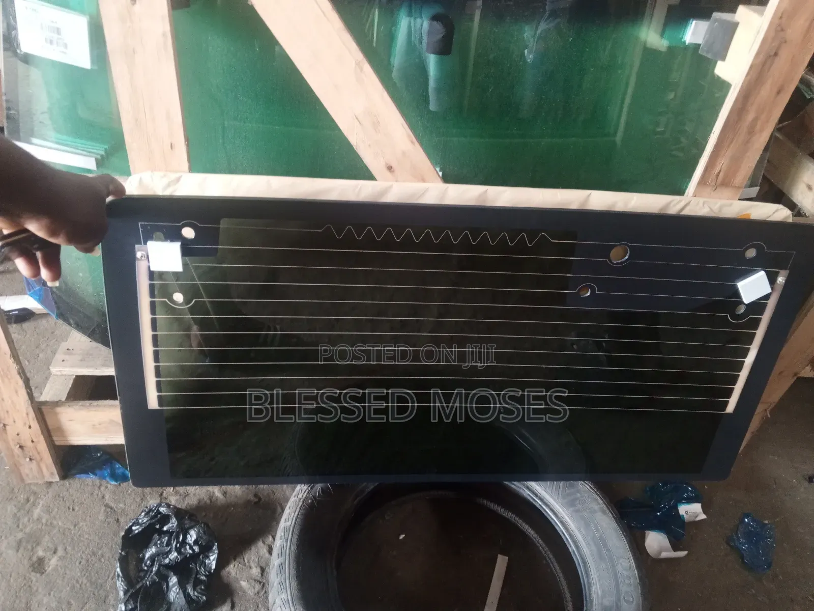 Jeep Wrangler 2019 Back Glass
