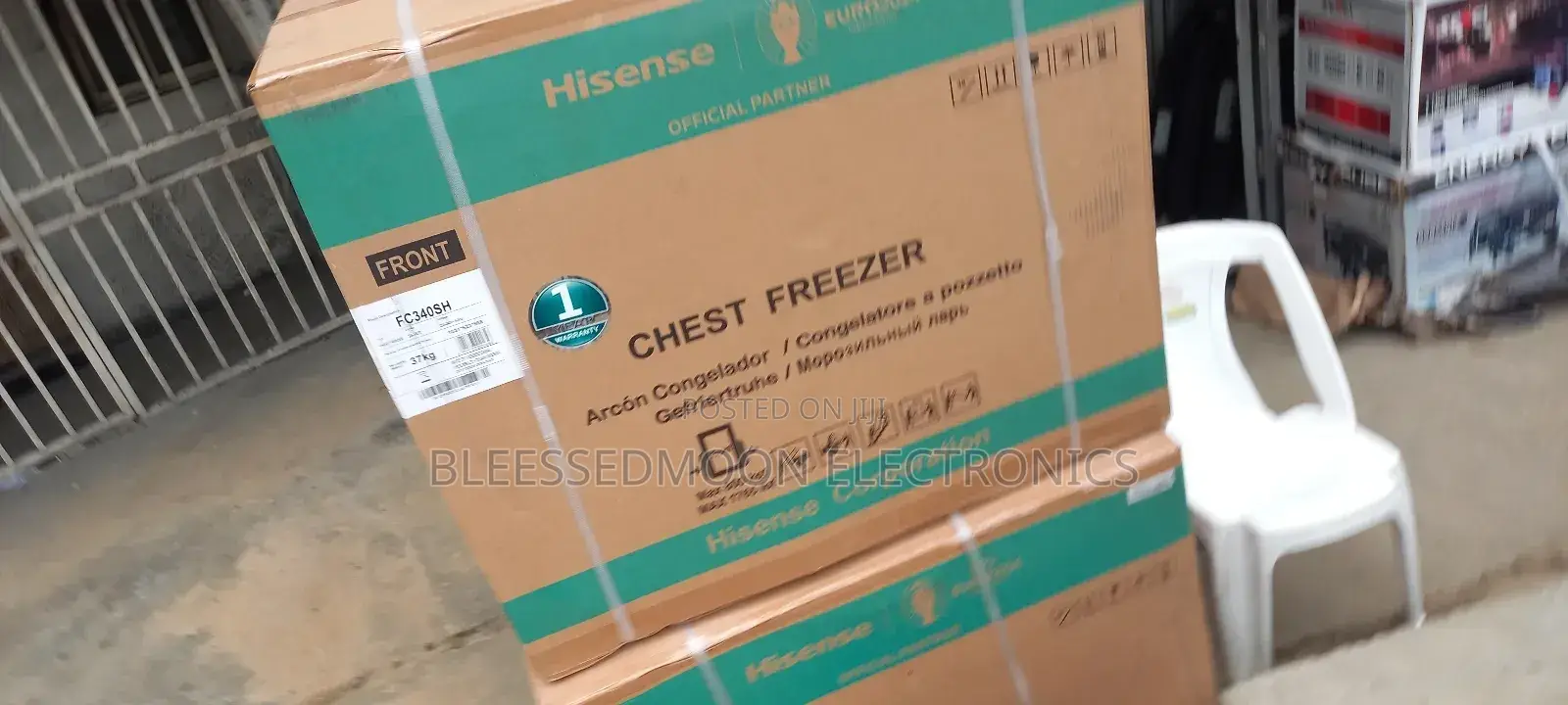 Hisense Inverter Chest Freezer Solar Mate/Gen Mate 300L 3yw