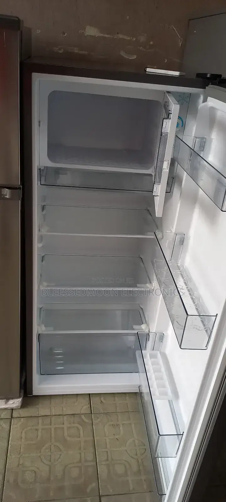 Hisense Expert Inverter Standing Fridge Solar Mate/Gen Mate