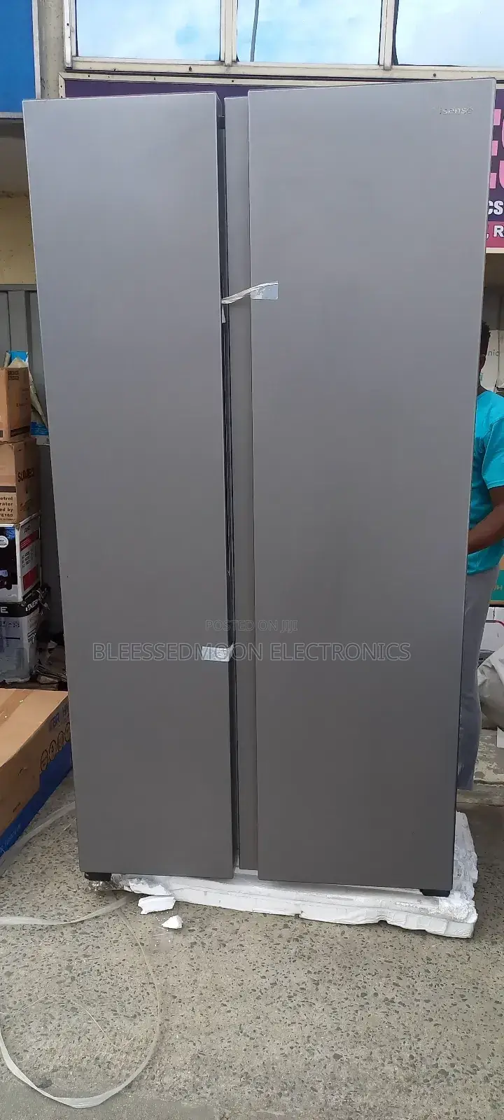 Hisense Side by Side 600L No Dispenser