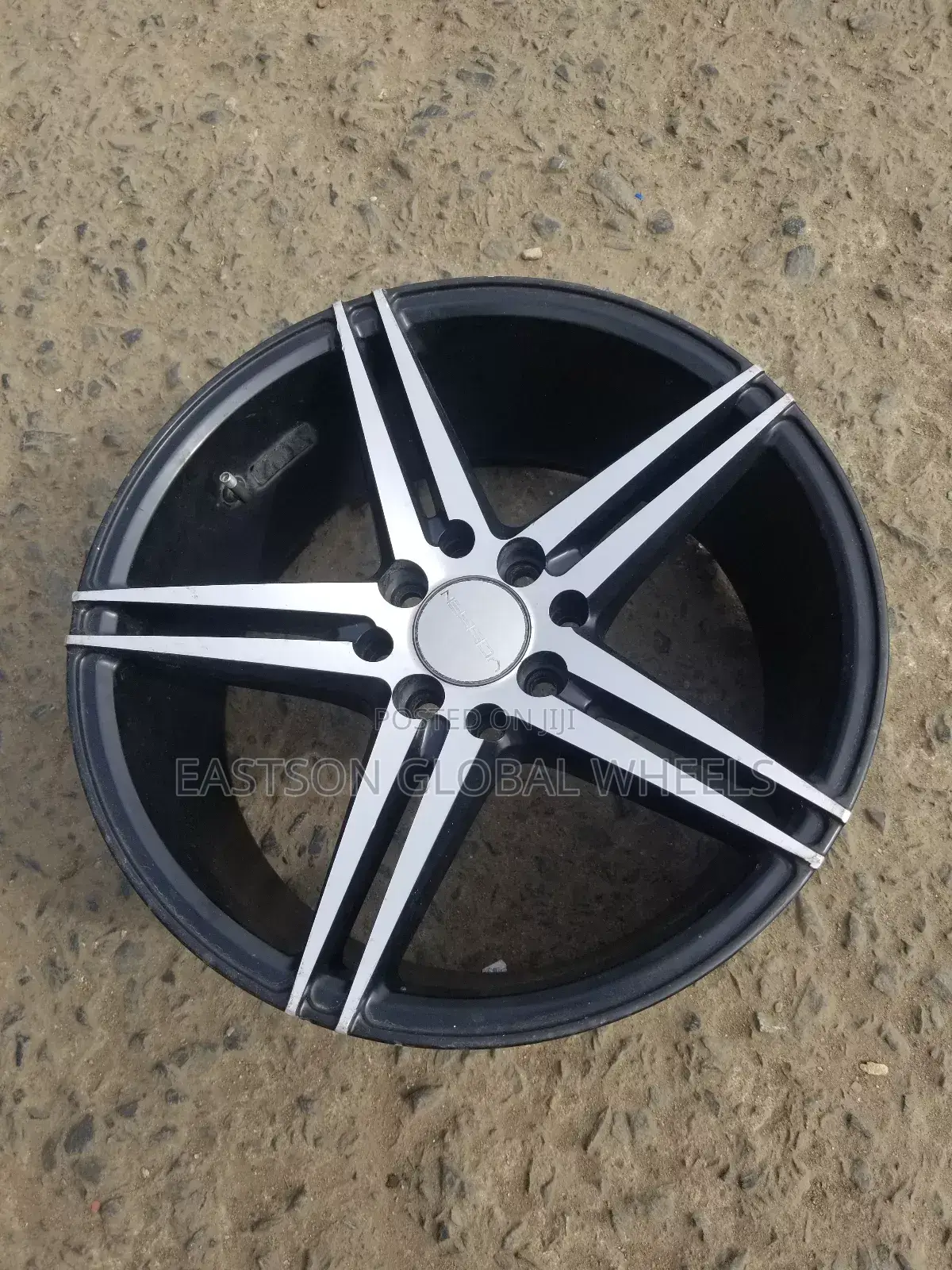 Kia, Hyundai, Civic, City, Corolla, Golf 4bolt Alloyed Wheel