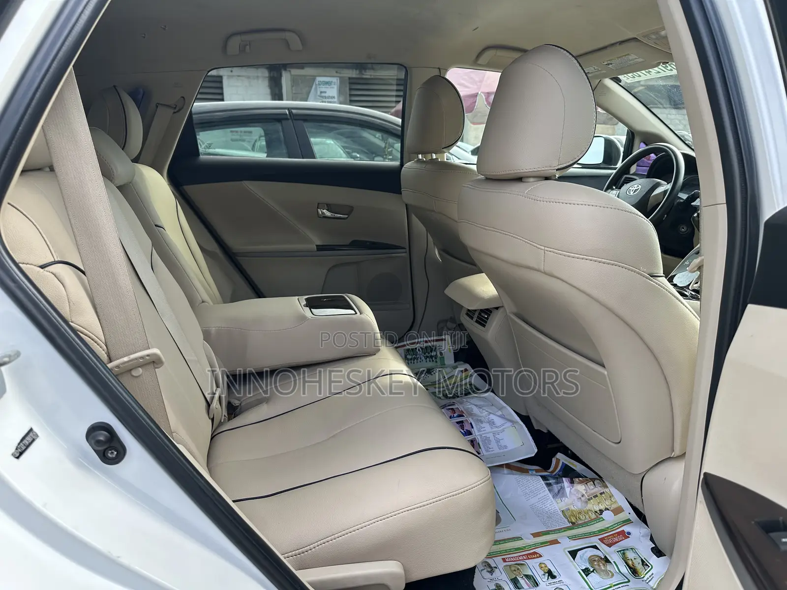 Toyota Venza AWD 2010 White