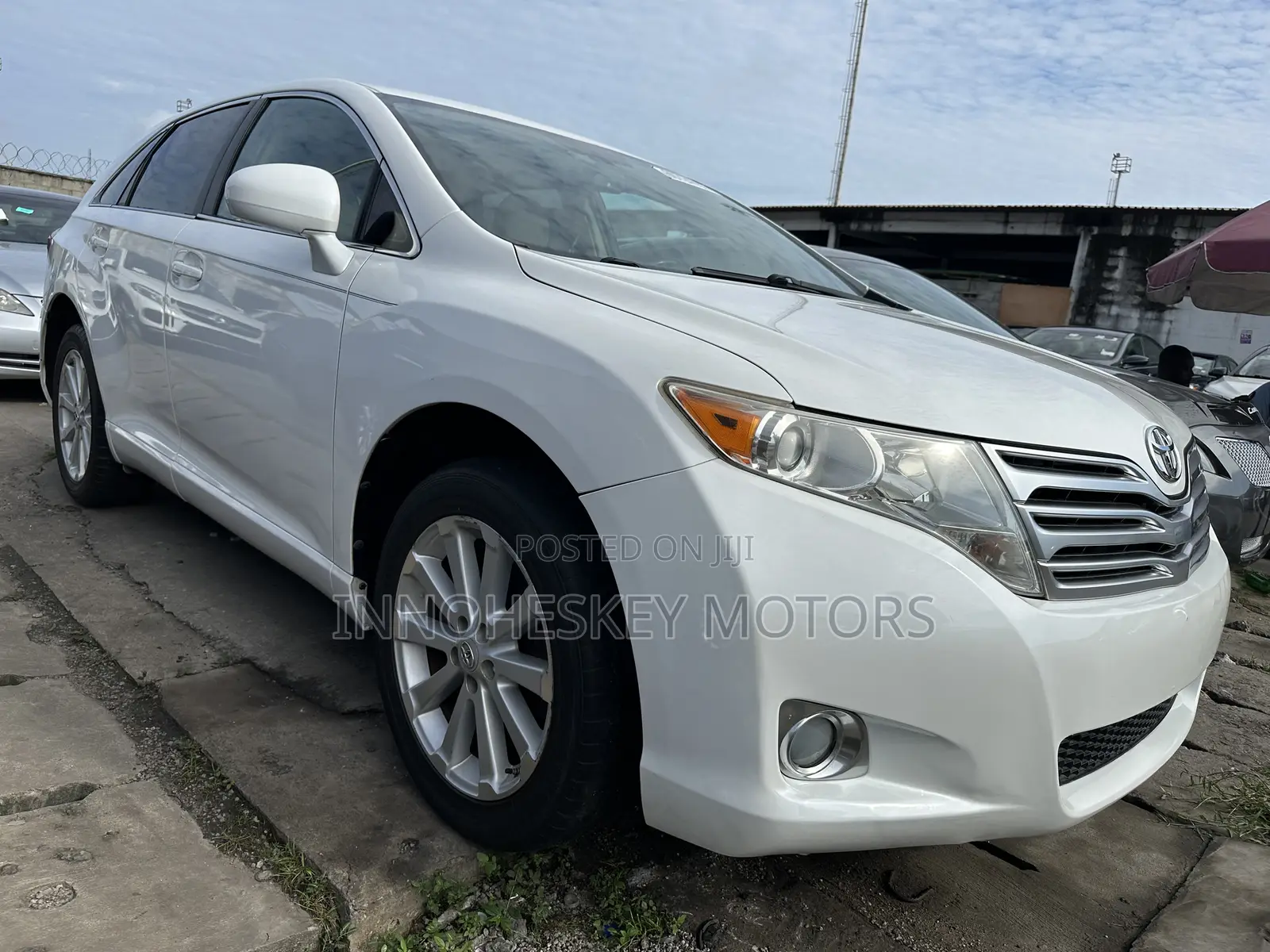 Toyota Venza AWD 2010 White