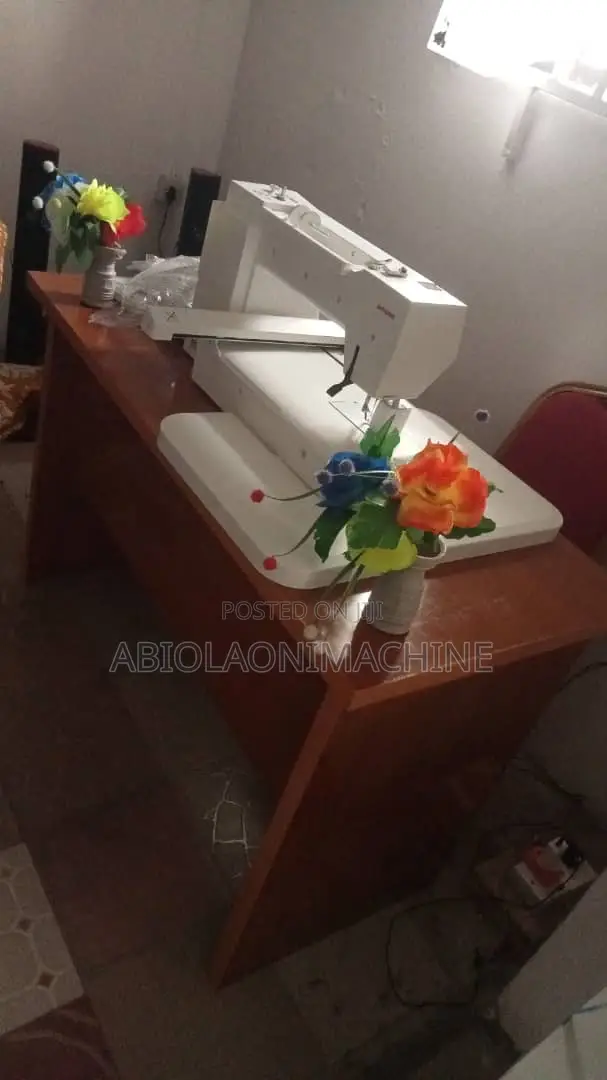 Janome Memory Craft 550e Embroidery Machine,