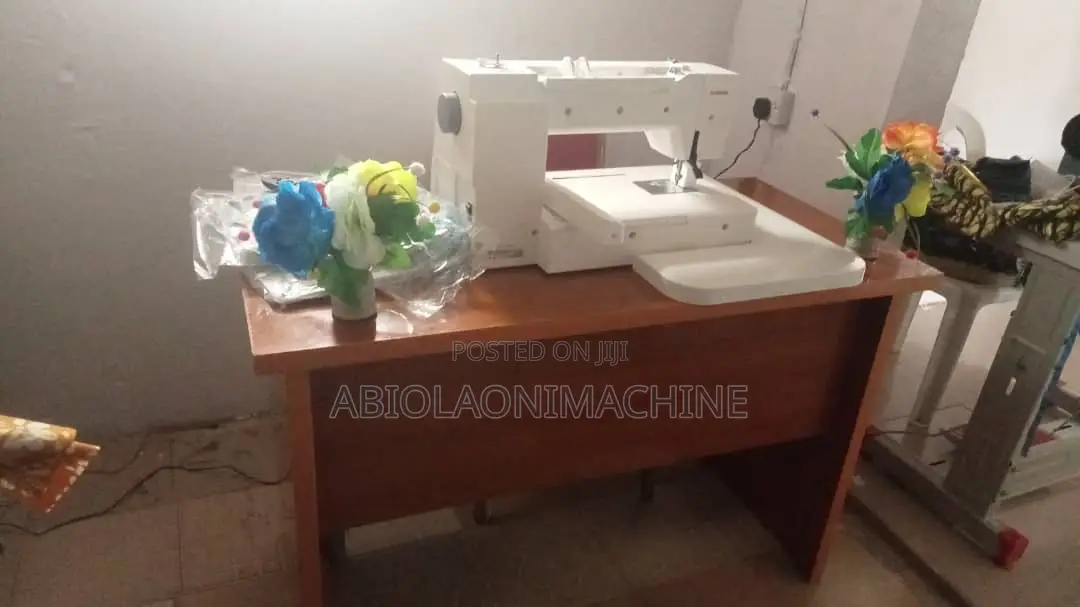 Janome Memory Craft 550e Embroidery Machine,