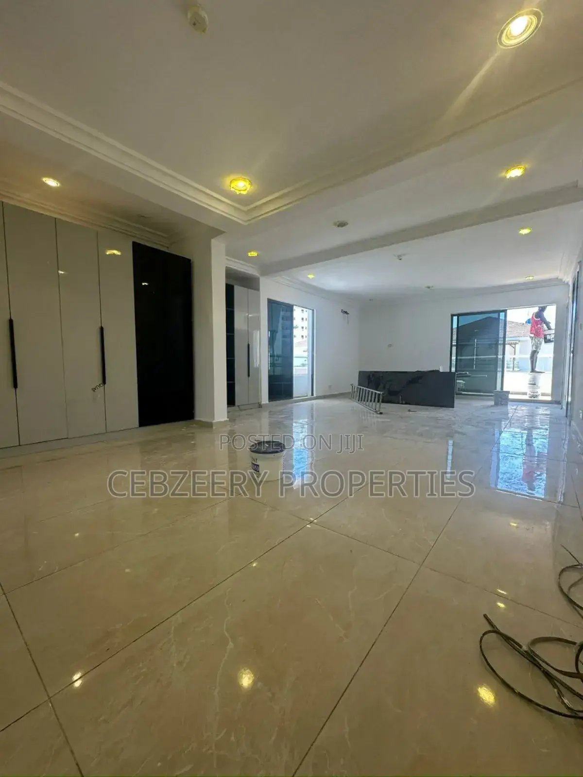 5bdrm Duplex in GRA Phase 2 Shangisha for sale