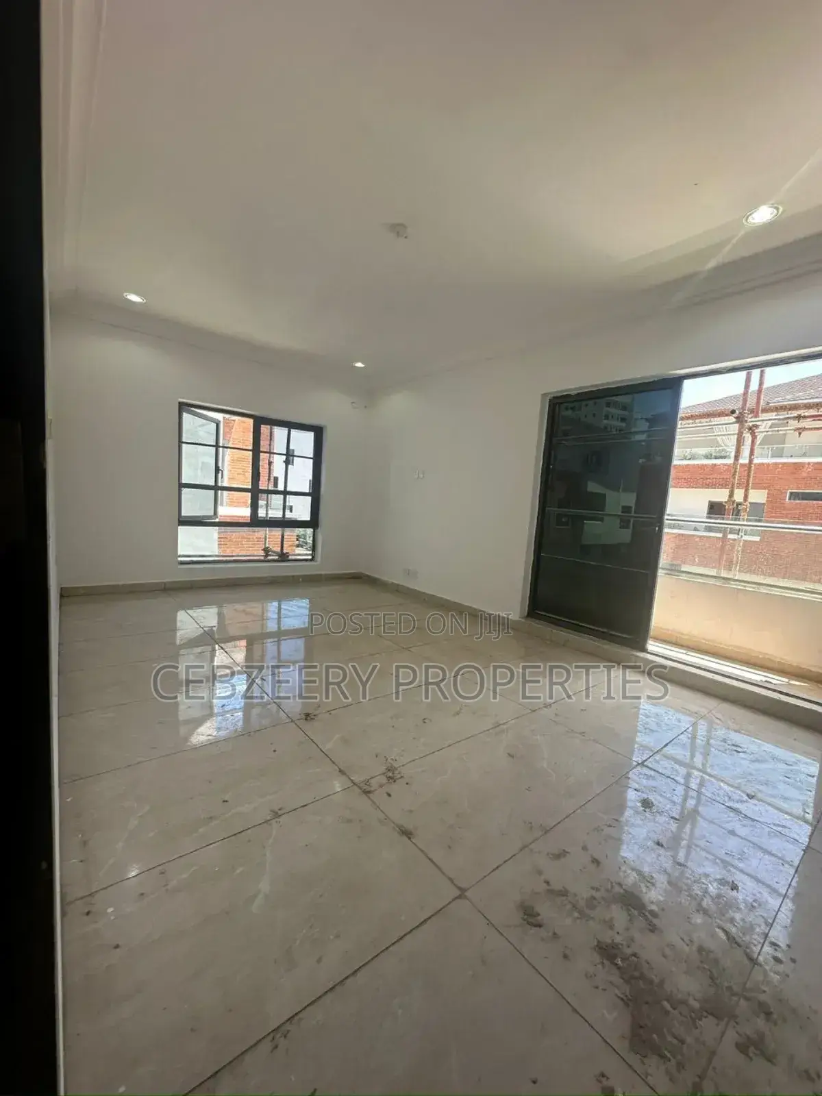 5bdrm Duplex in GRA Phase 2 Shangisha for sale