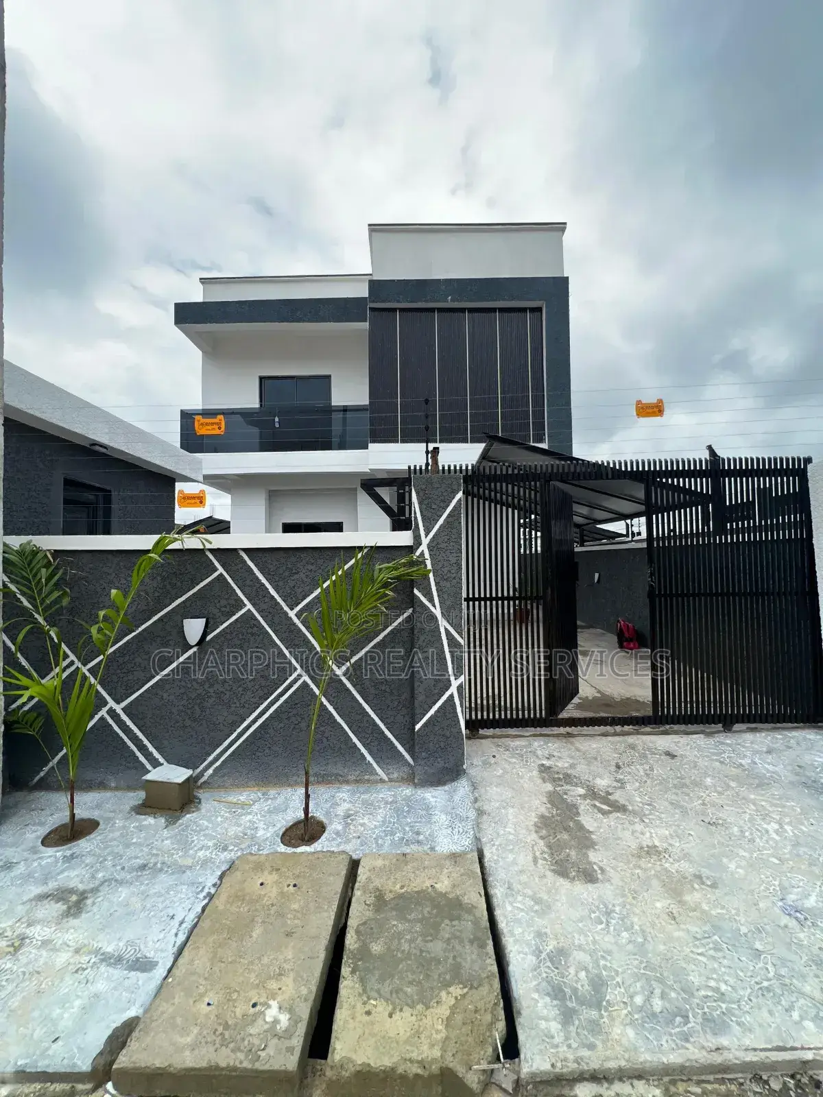 4bdrm Duplex in Lekki for sale