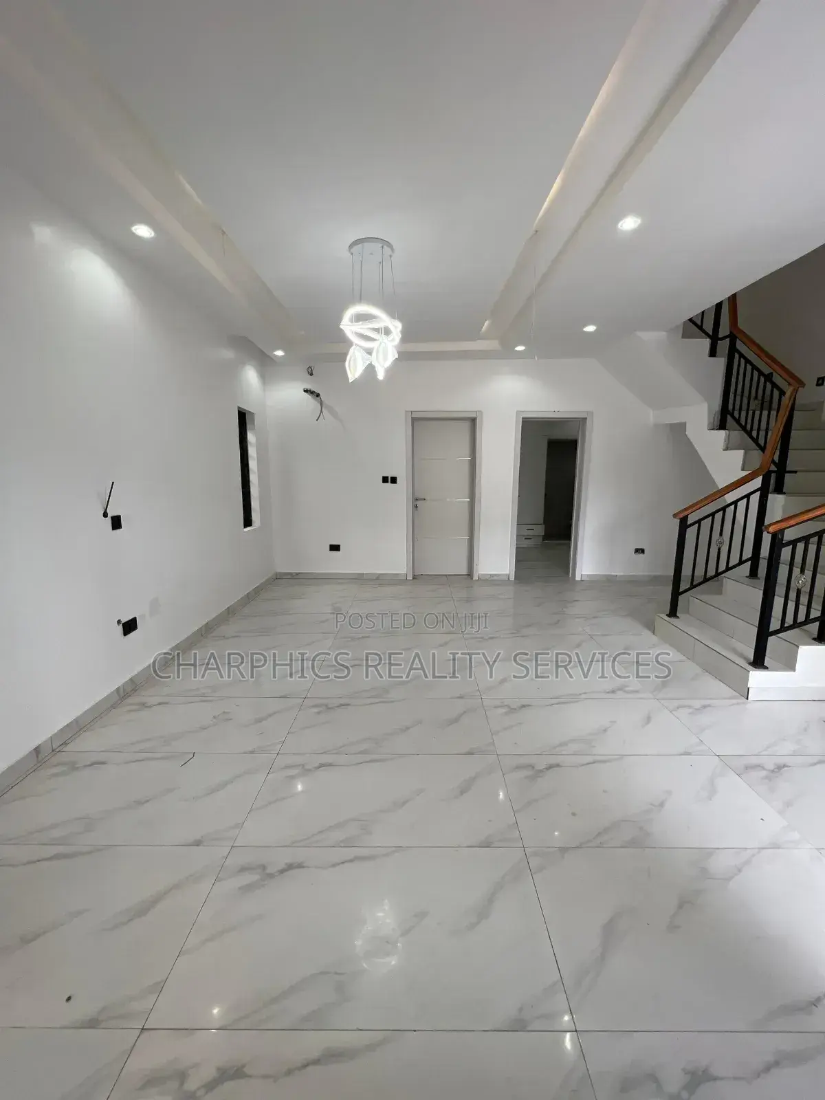 4bdrm Duplex in Lekki for sale