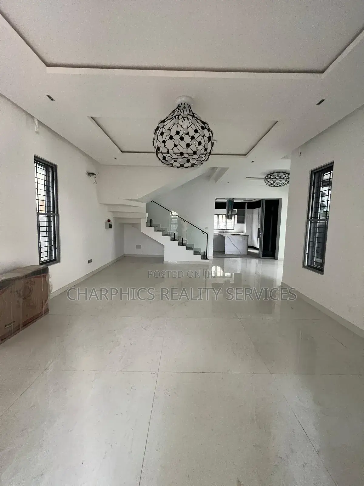 5bdrm Duplex in Lekki Phase 1 for sale