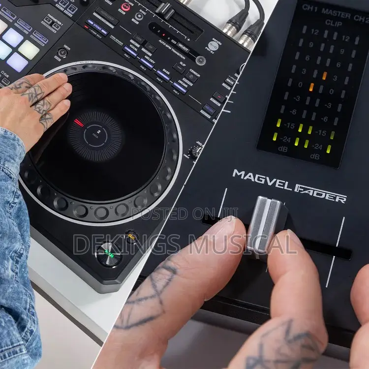 Pioneer DJ DDJ-Rev5 DJ Controller