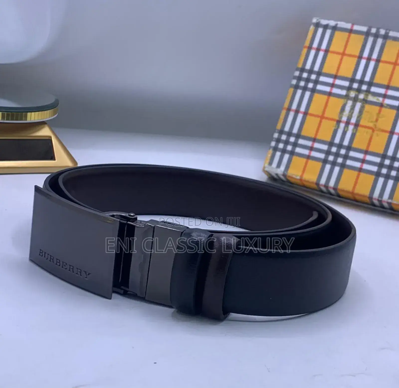 New Trend Luxury Men's Belts Burberry Available in Store