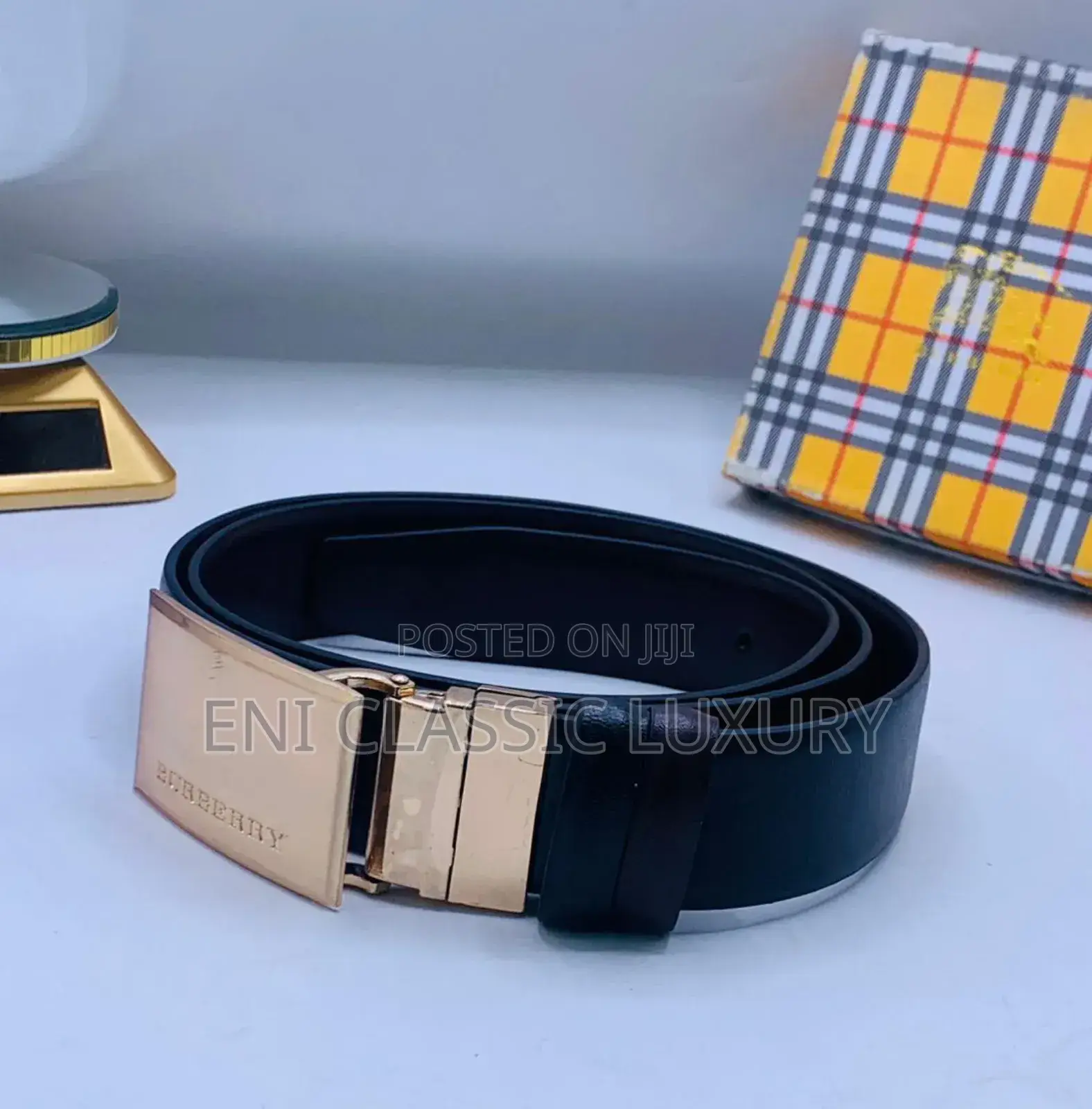 New Trend Luxury Men's Belts Burberry Available in Store