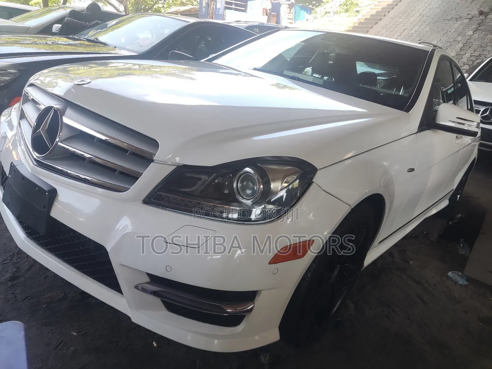 Mercedes-Benz C300 2014 White