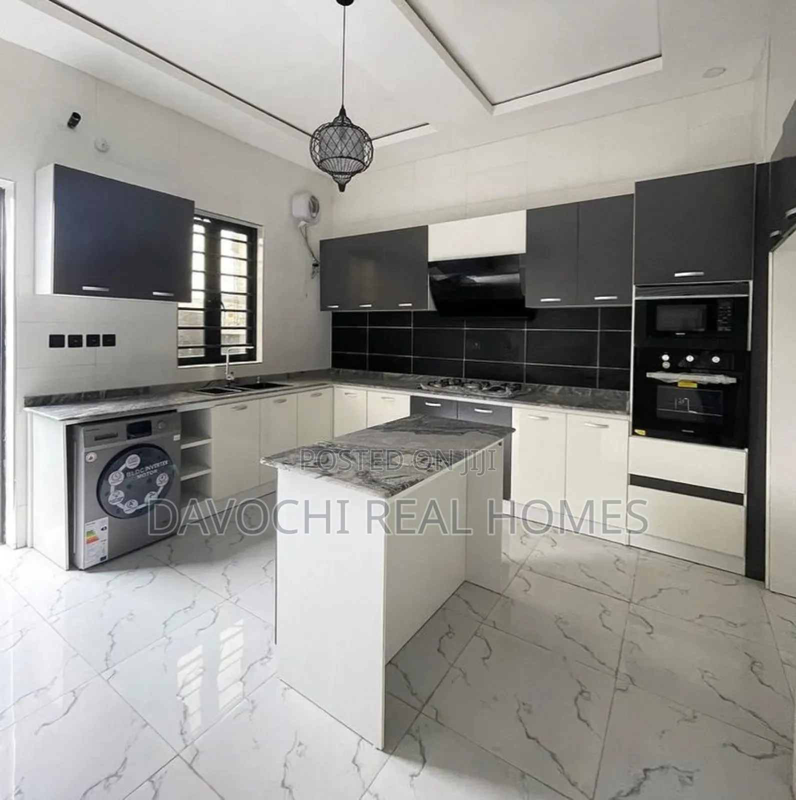 4bdrm Duplex in Lekki Phase 2 for rent