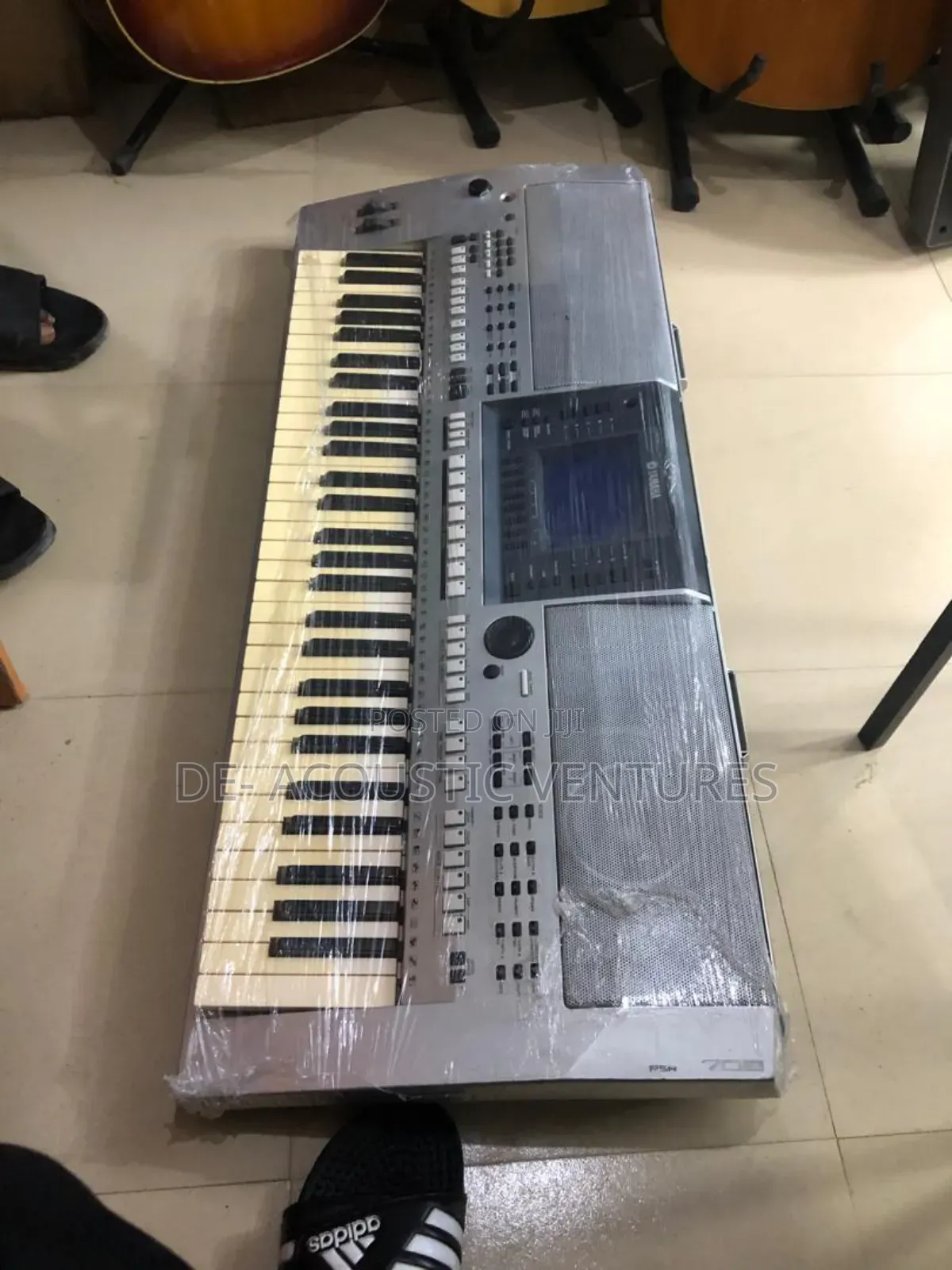 Direct Uk Used S900 Yamaha Keyboard