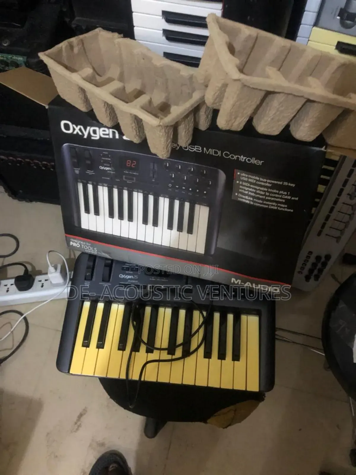 Uk Used 2 Octave Maudio Midi Keyboard