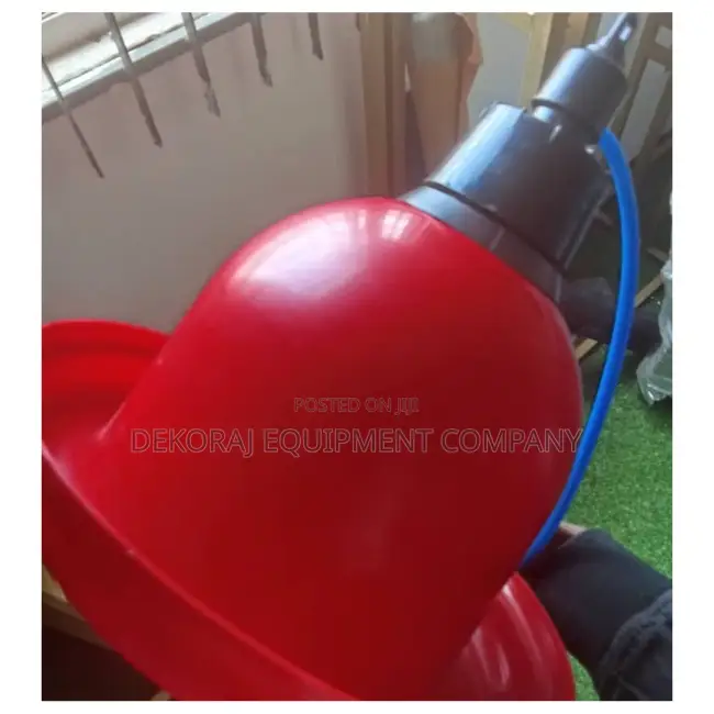 Dekoraj Bell Drinker Ideal For Chickens, Point Of Lay Birds