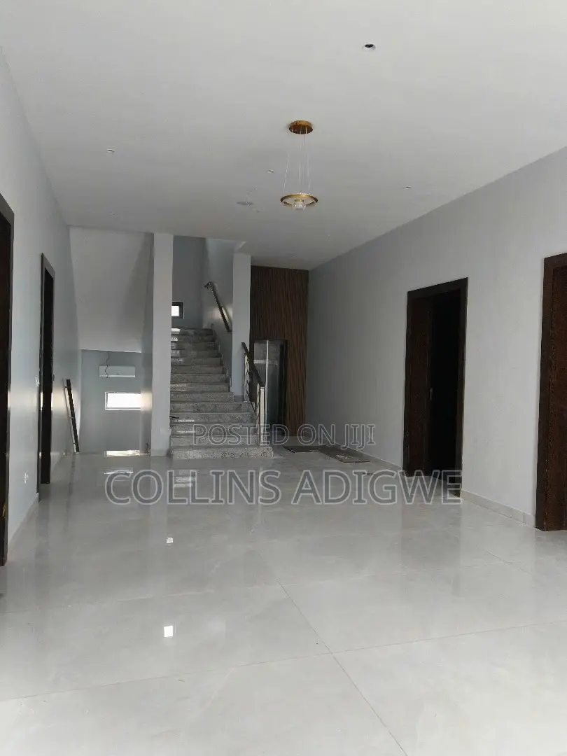 5bdrm Duplex in Ikoyi for sale