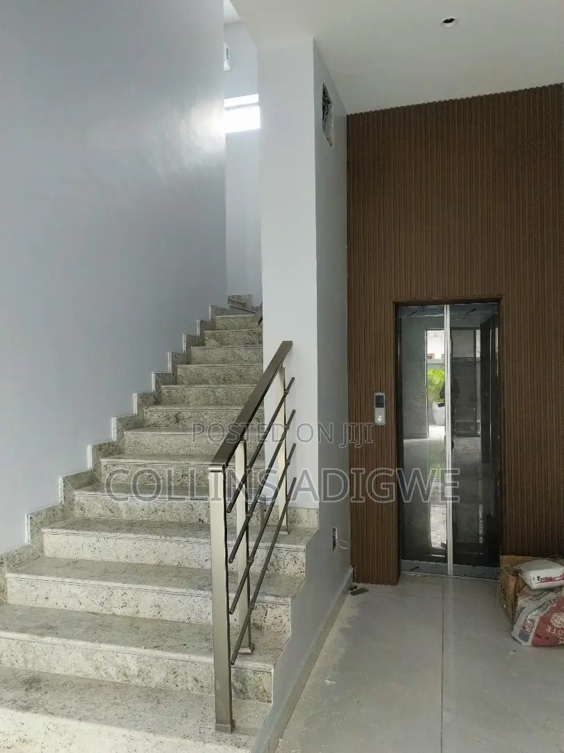 5bdrm Duplex in Ikoyi for sale