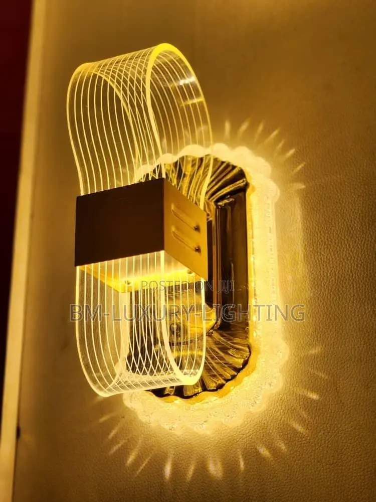 Acrylic Aluminum Wall Lamp Ww W