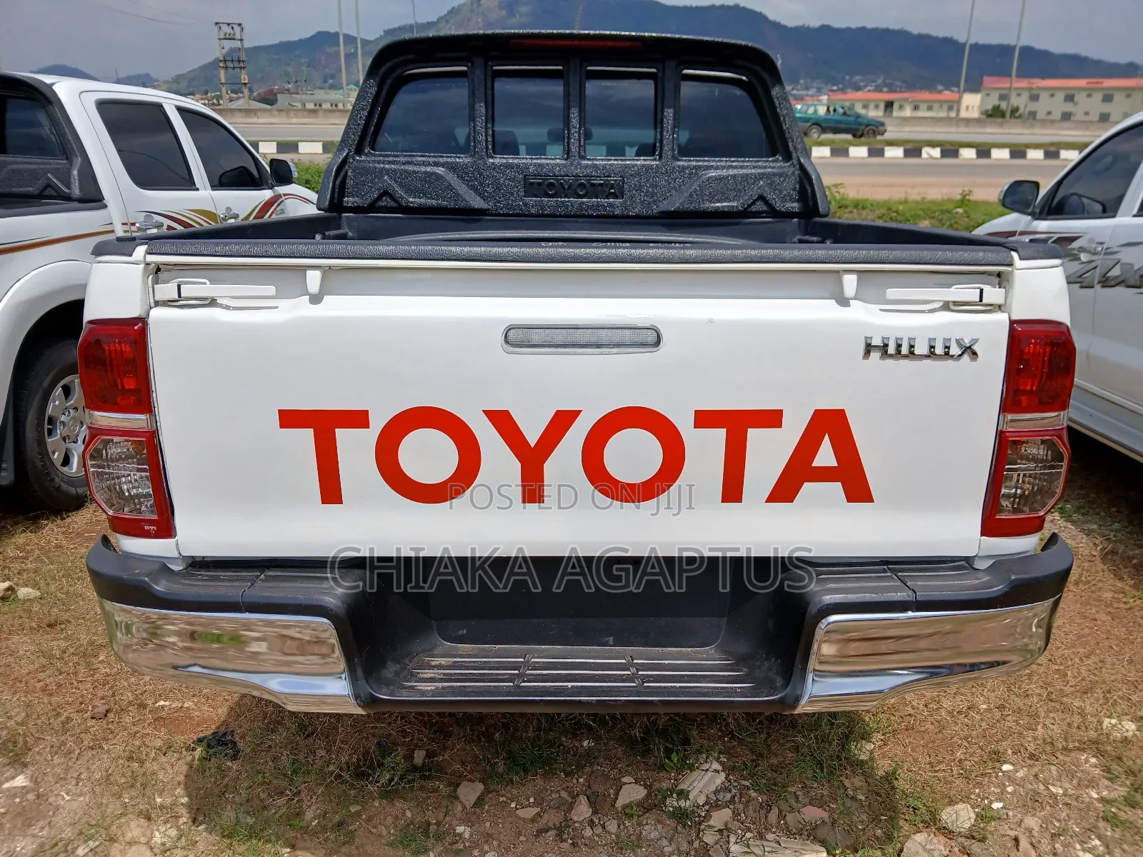 Toyota Hilux 2014 White