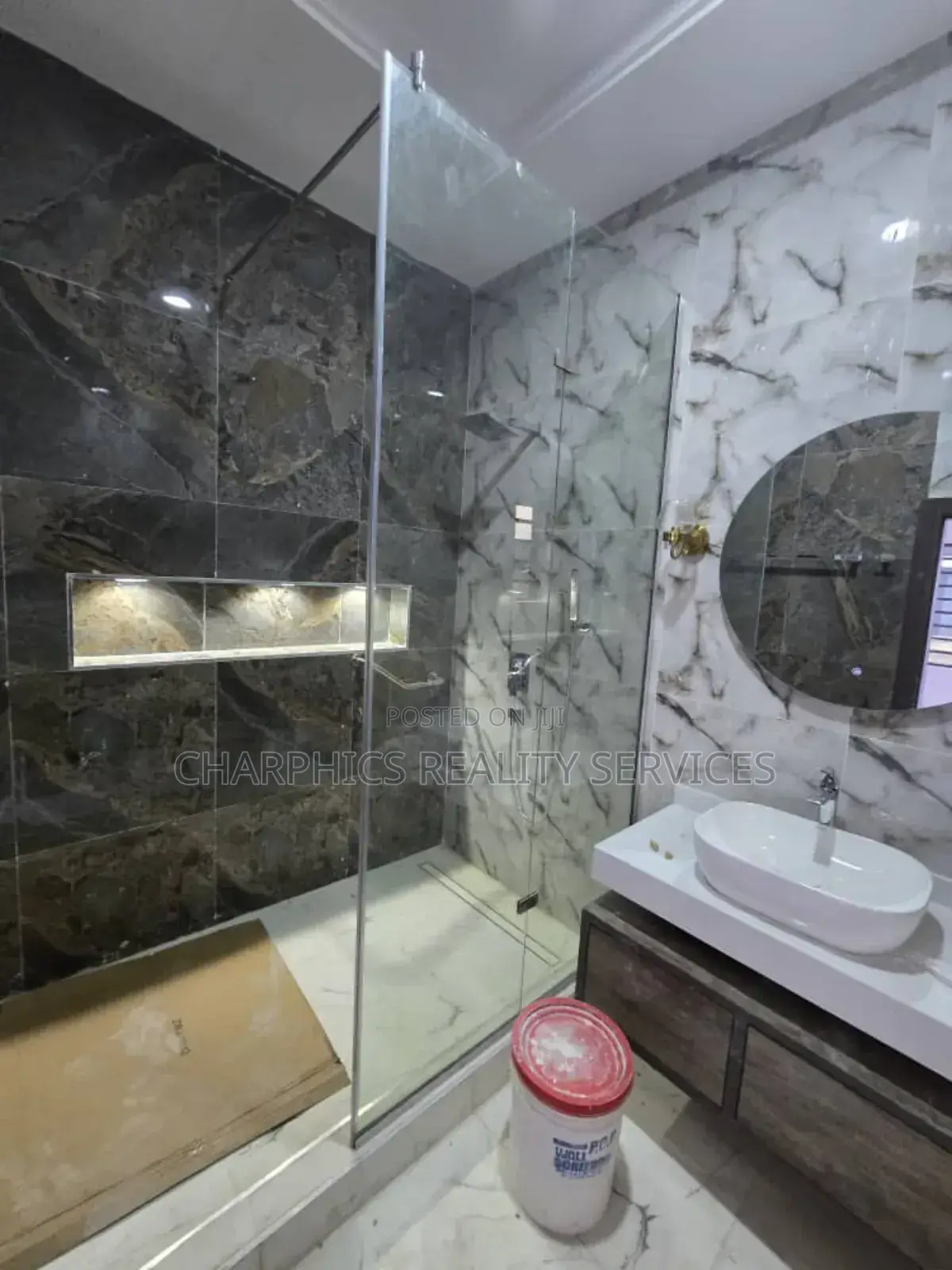 5bdrm Duplex in Omole Phase 2 for sale