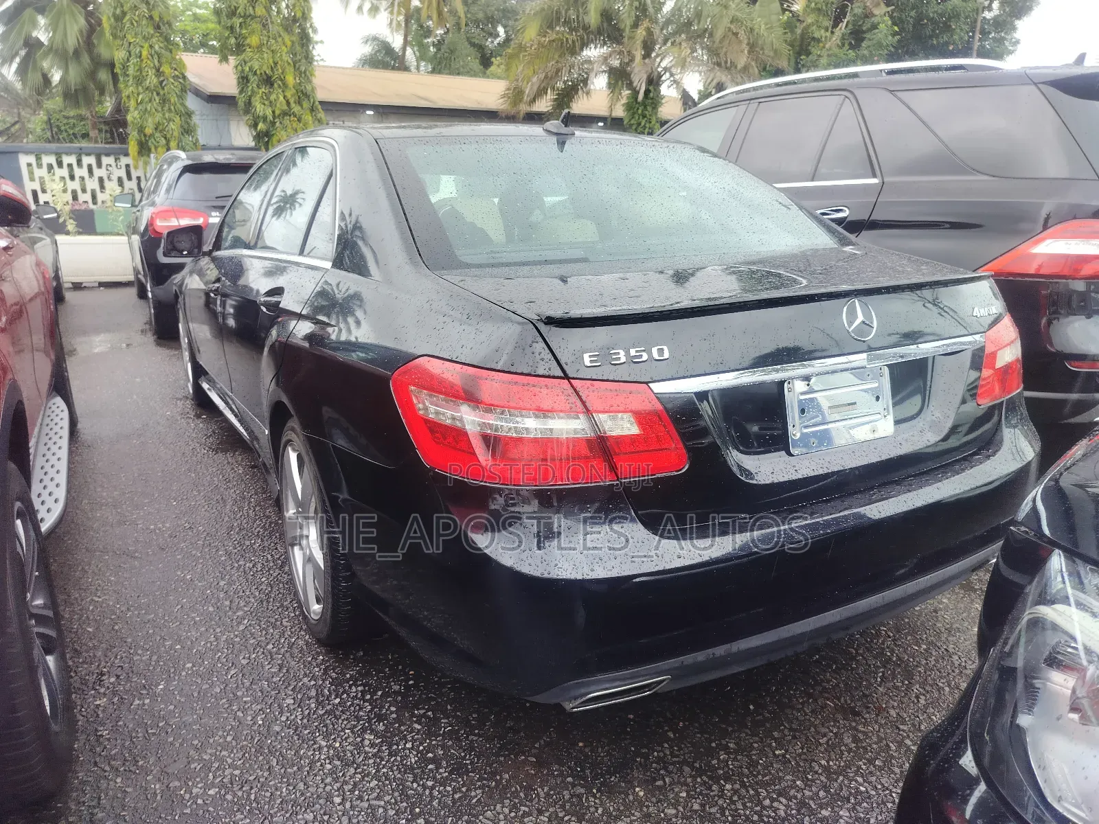 Mercedes-Benz E350 2011 Black