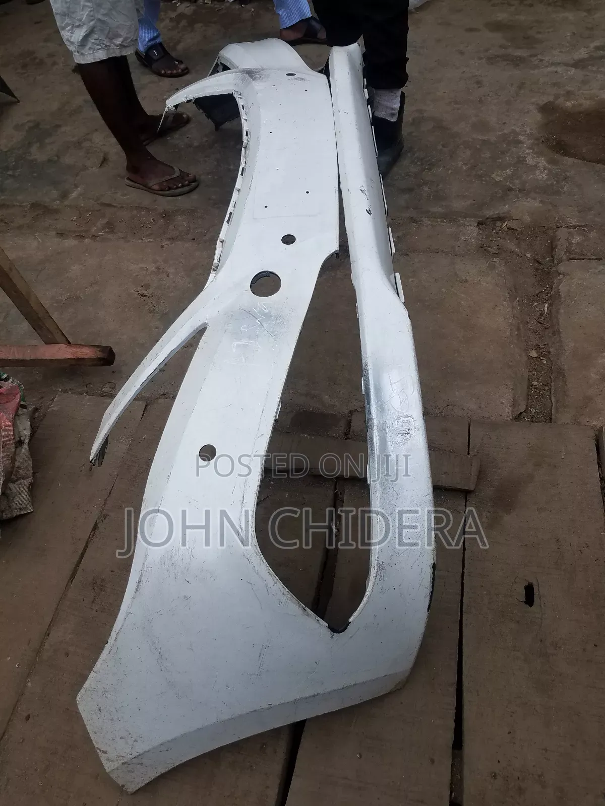 Empty Front Bumper Azera 013