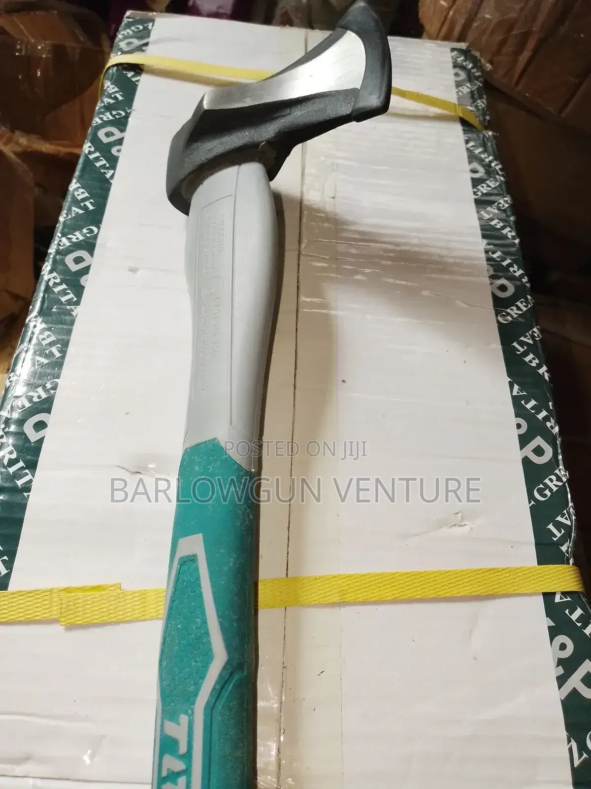 Fibraglass Axe Total