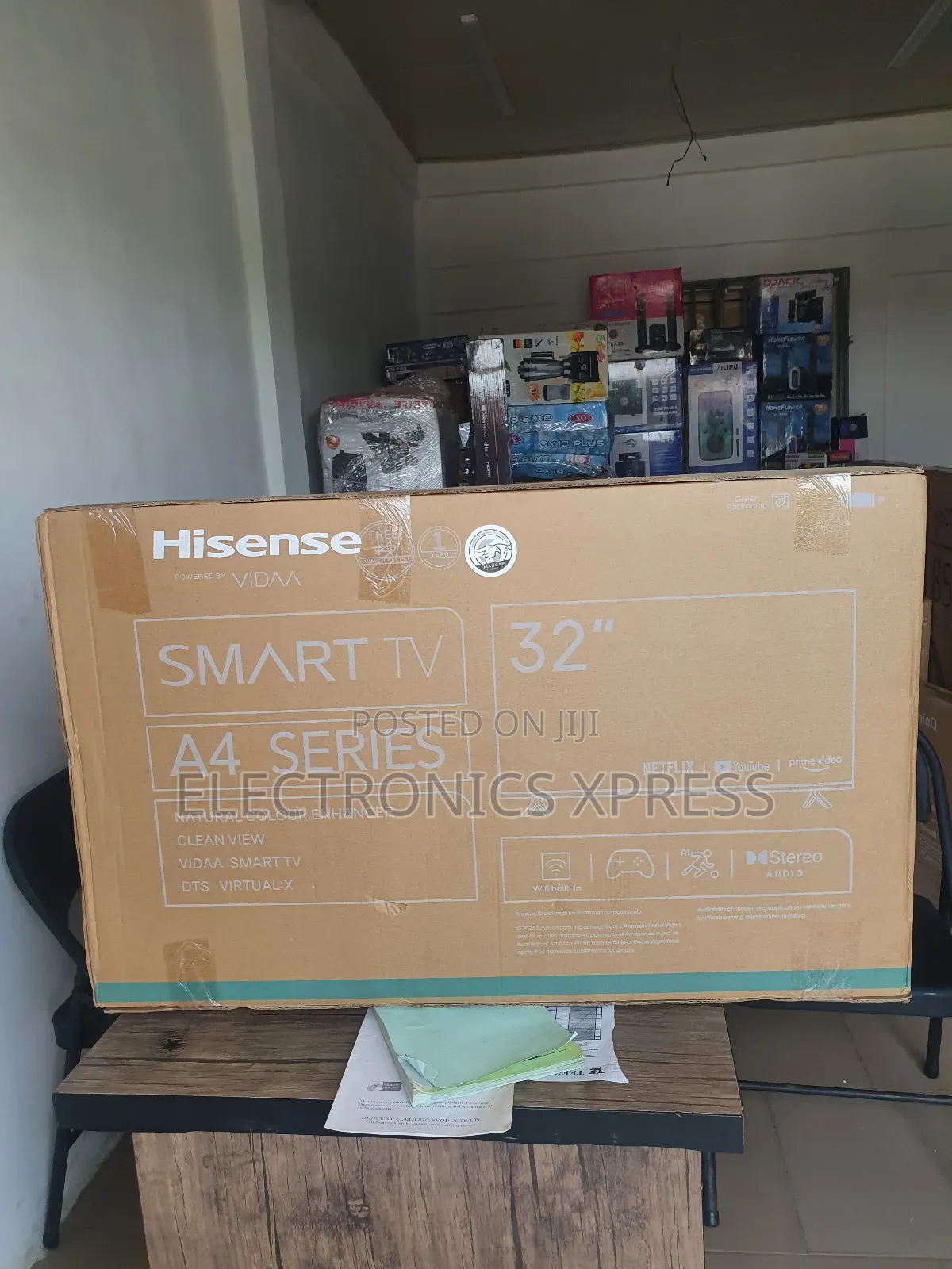 Hisense 32 Inches Smart TV