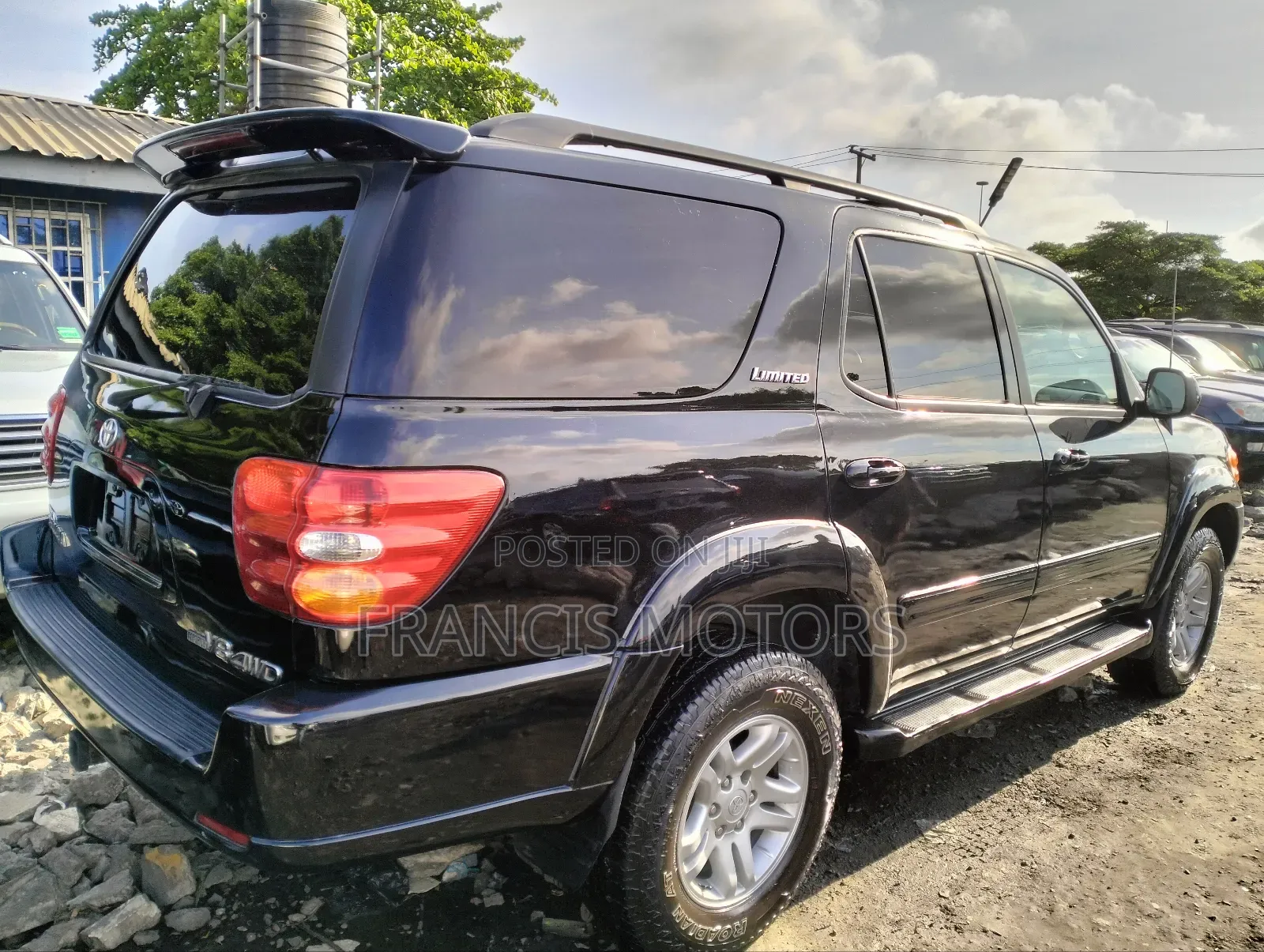 Toyota Sequoia 2004 Black