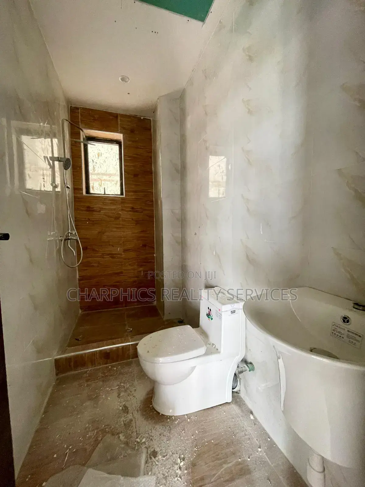 2bdrm Apartment in Lekki Phase 1 for sale