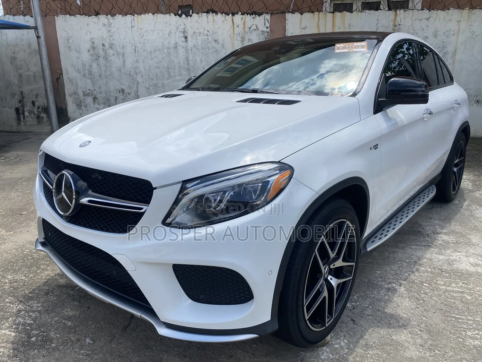 Mercedes-Benz GLE-Class AMG GLE 43 4MATIC 2017 White