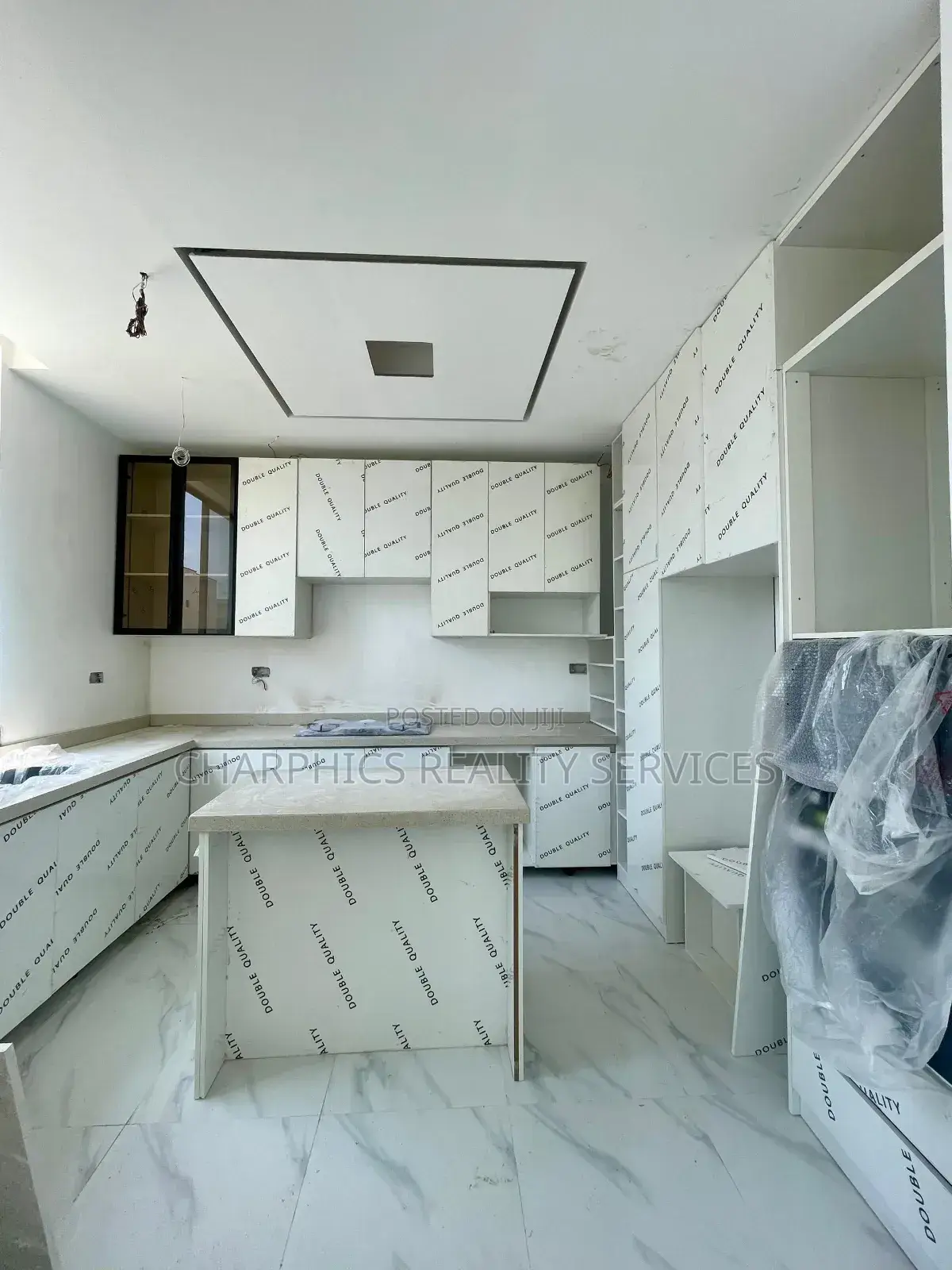 2bdrm Apartment in Lekki Phase 1 for sale